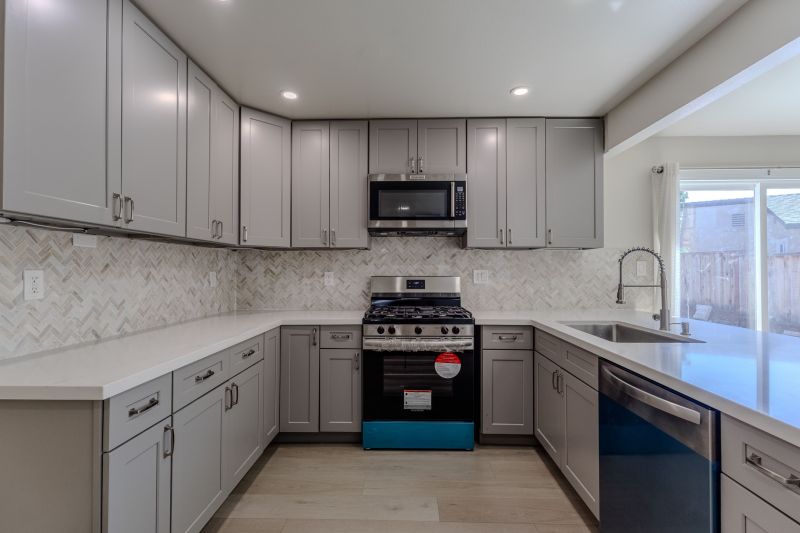 Kitchen Cabinets Painting detail